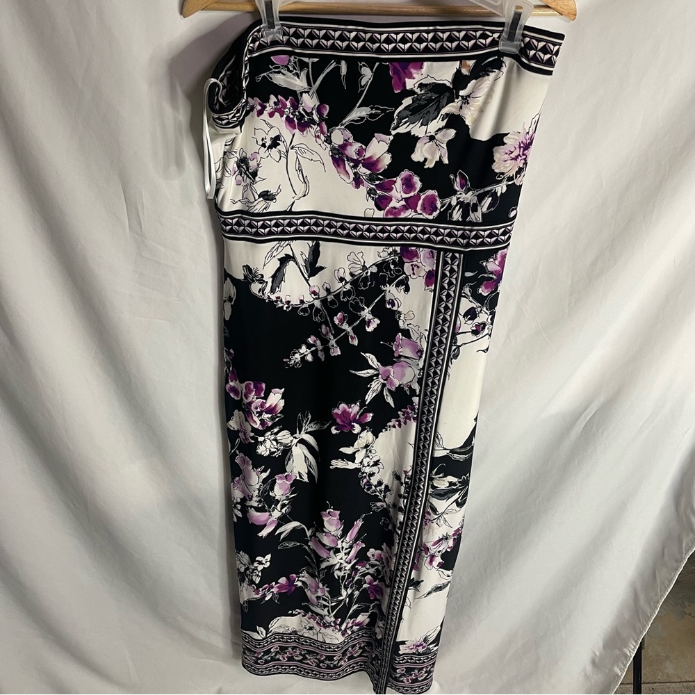 Formal maxi strapless dress